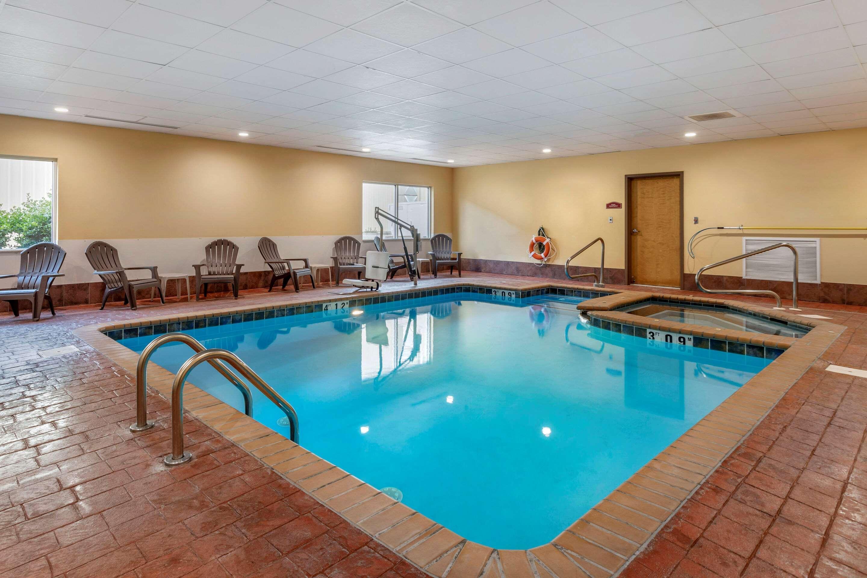 Comfort Suites Florence Shoals Area Εξωτερικό φωτογραφία