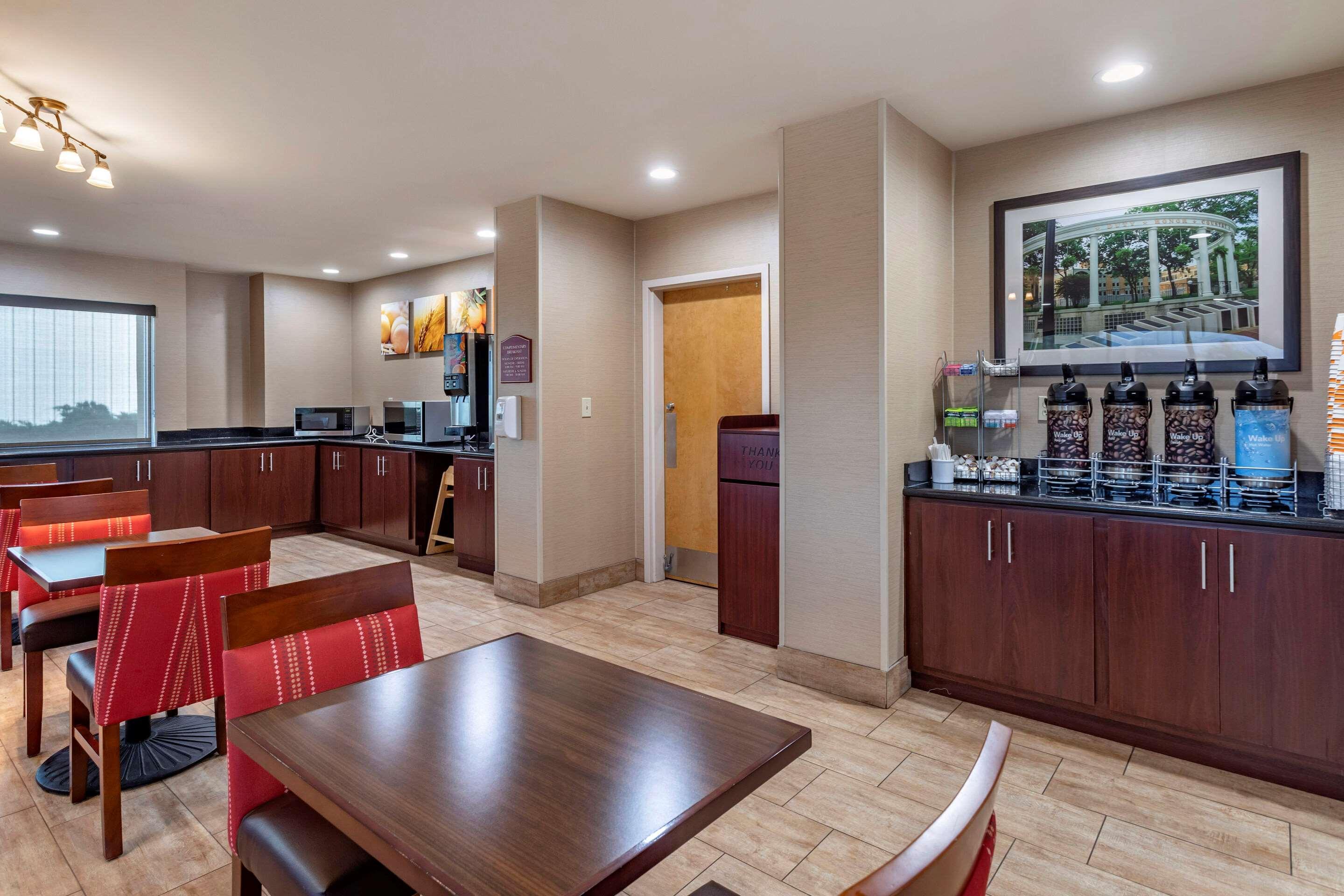 Comfort Suites Florence Shoals Area Εξωτερικό φωτογραφία